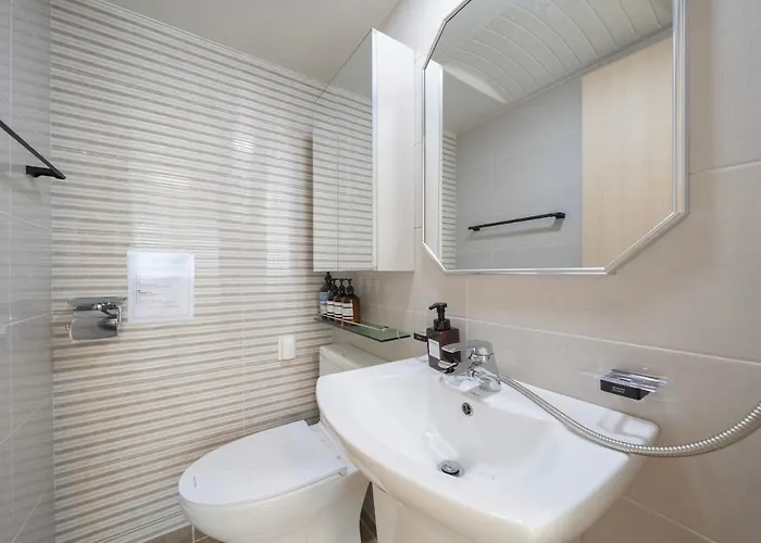 Gyeongbokgung 9min ㅣ 3br 2bathㅣ Sleeps 8ㅣ Family&group 아파트 *