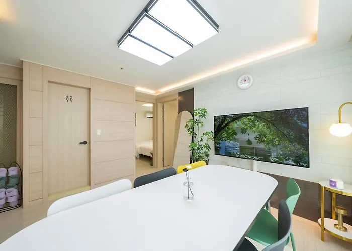 Gyeongbokgung 9min ㅣ 3br 2bathㅣ Sleeps 8ㅣ Family&group 아파트 서울특별시