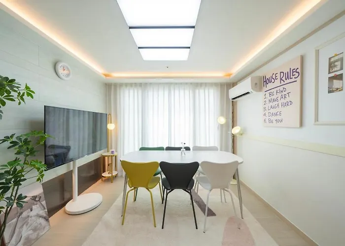 Gyeongbokgung 9min ㅣ 3br 2bathㅣ Sleeps 8ㅣ Family&group 아파트 서울특별시