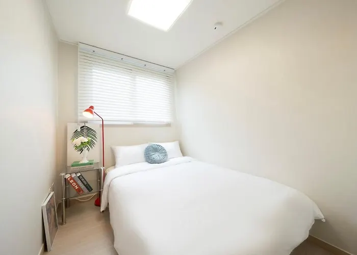 Gyeongbokgung 9min ㅣ 3br 2bathㅣ Sleeps 8ㅣ Family&group *